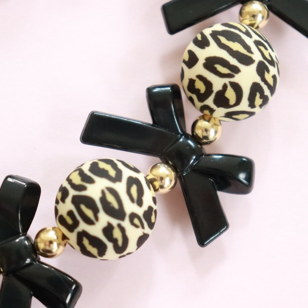 'Untamed Bows' Bead Phone Charm